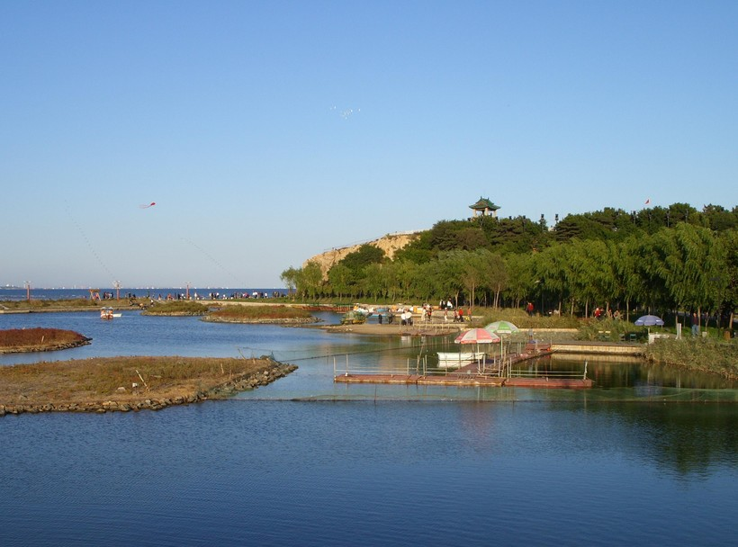 秦皇岛，绿色发展的探索与挑战之地